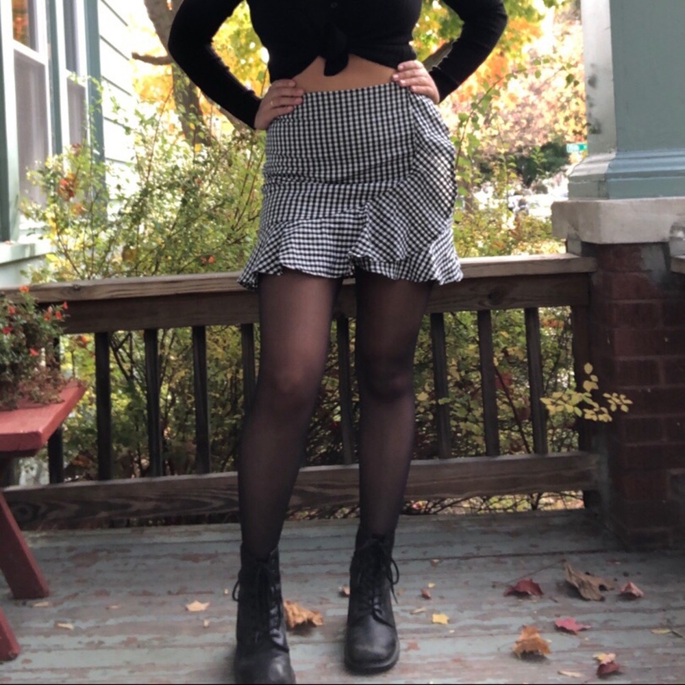 Checkered mini skirt